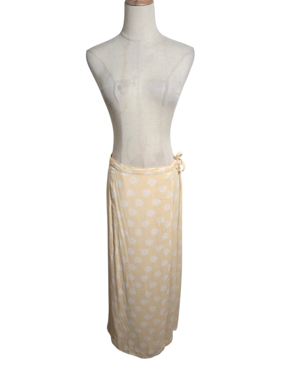L.L. Bean Light Yellow Floral Wrap Maxi Skirt Plus Size